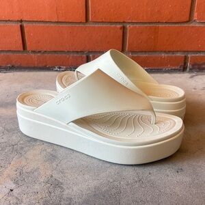 CROCS Women's LiteRIde Brooklyn Thong Sandals Size 10
